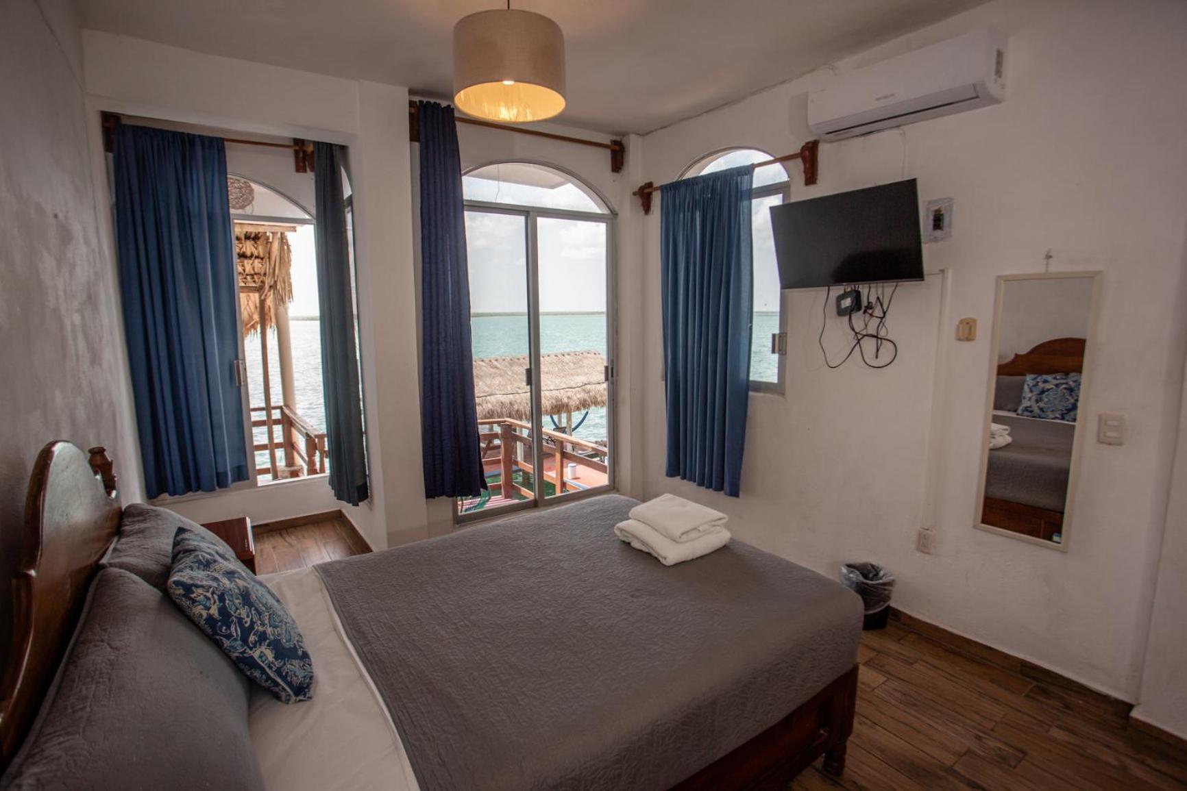 Lodge Seven Blue House Village&lodge Bacalar